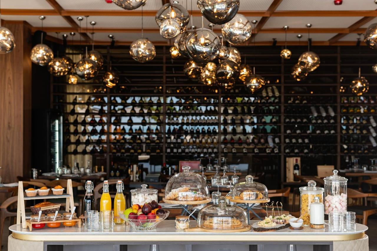 Chic Boutique 4* Vlorë